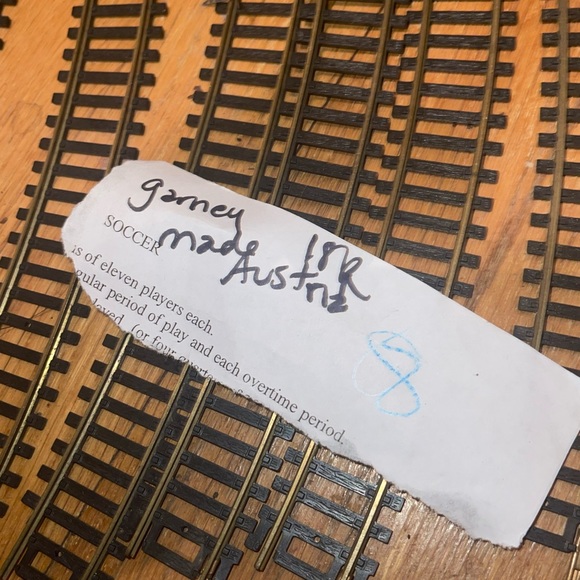 HO SCALE GARNEY 18” tracks (8) - Picture 6 of 11